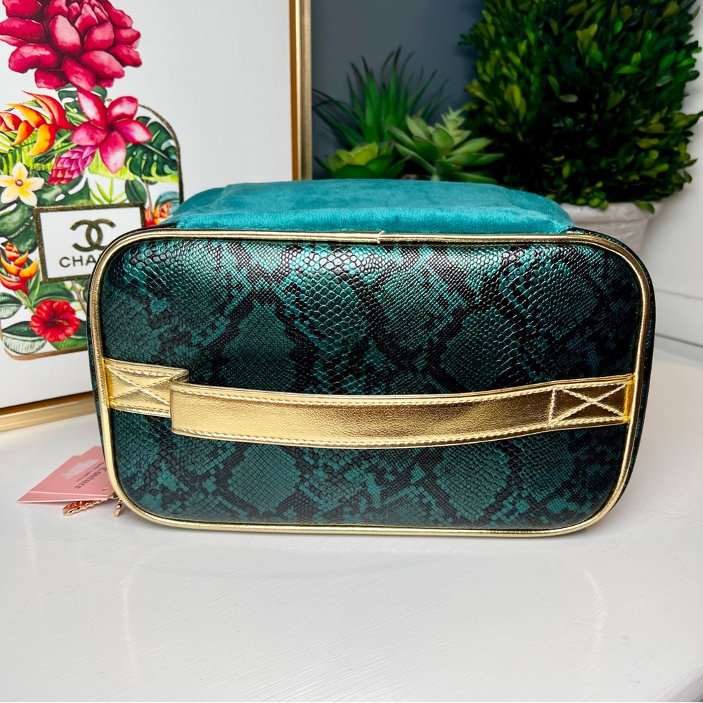 Juicy Couture Teal Velvet Snake Print Cosmetic Bag Gold Trim Rhinestones - Picture 5 of 10